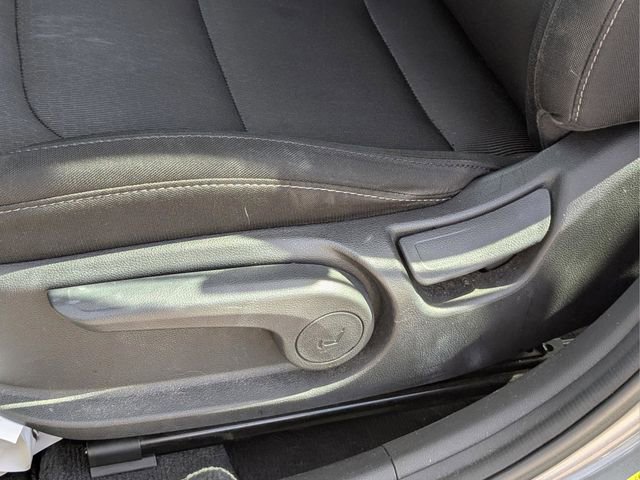 Used 2018 Hyundai Elantra SE image 20