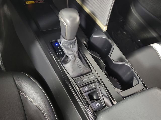 Used 2026 Toyota Camry SE FWD image 30