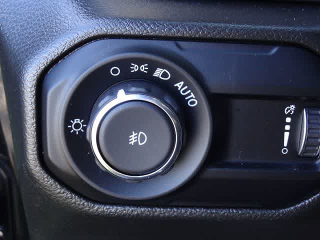 Used 2023 Jeep Wrangler Unlimited Sport AWD/4WD image 17