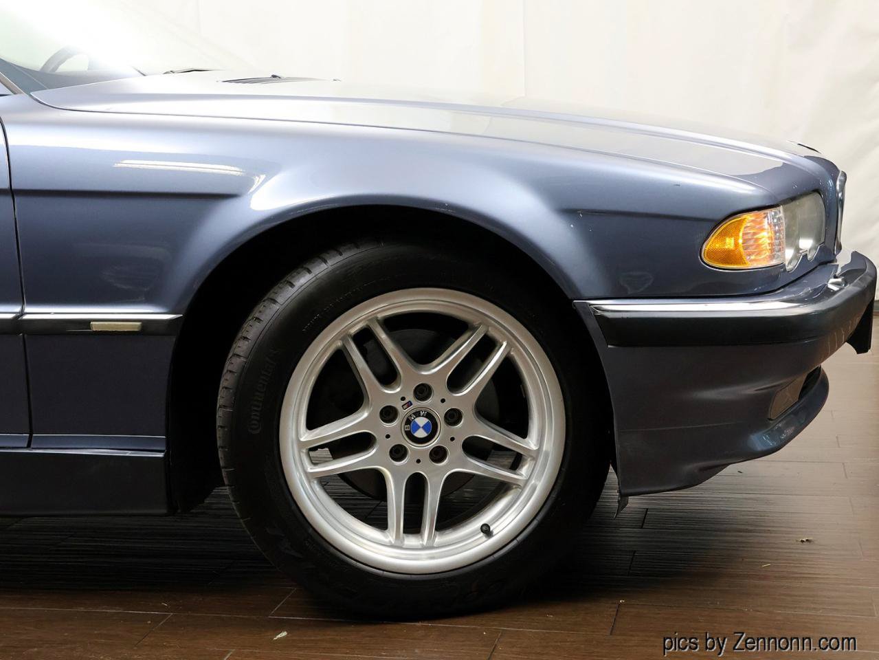 Used 2001 BMW 740i RWD image 5