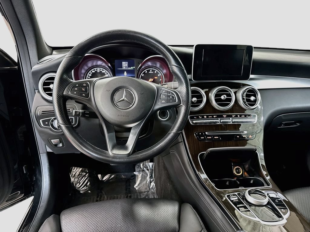 Used 2019 Mercedes-Benz GLC 350e 4MATIC image 26