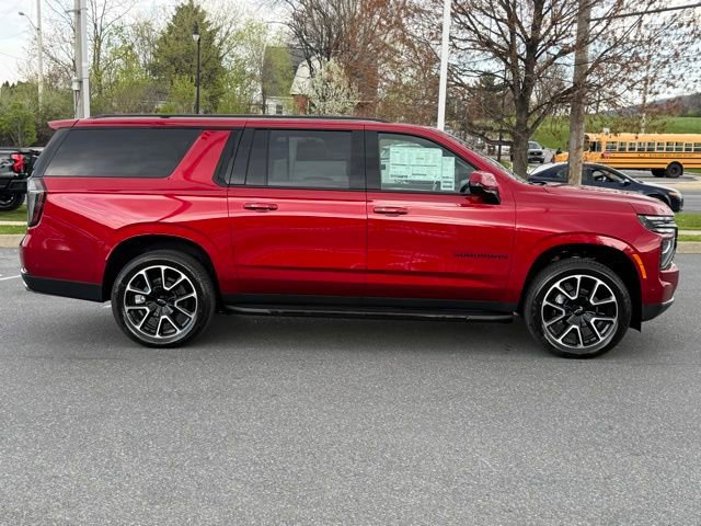 New 2026 Chevrolet Suburban RST w/ RST Capability Package AWD/4WD image 16
