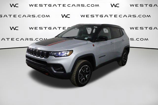 Used 2024 Jeep Compass Trailhawk AWD/4WD image 52