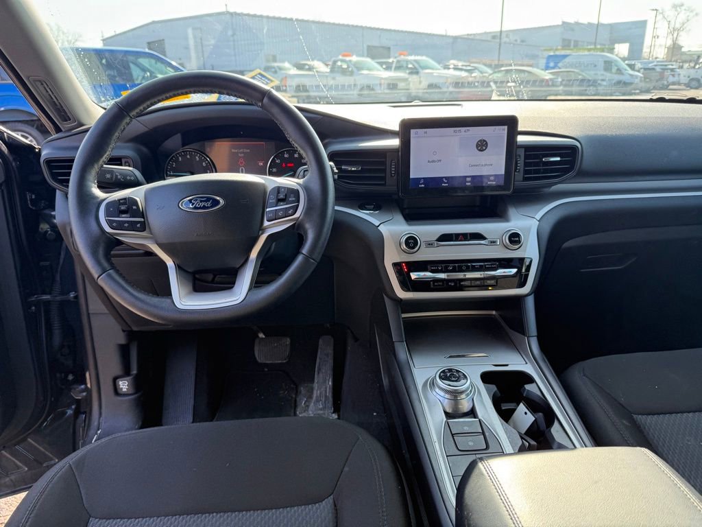 Used 2022 Ford Explorer XLT image 10