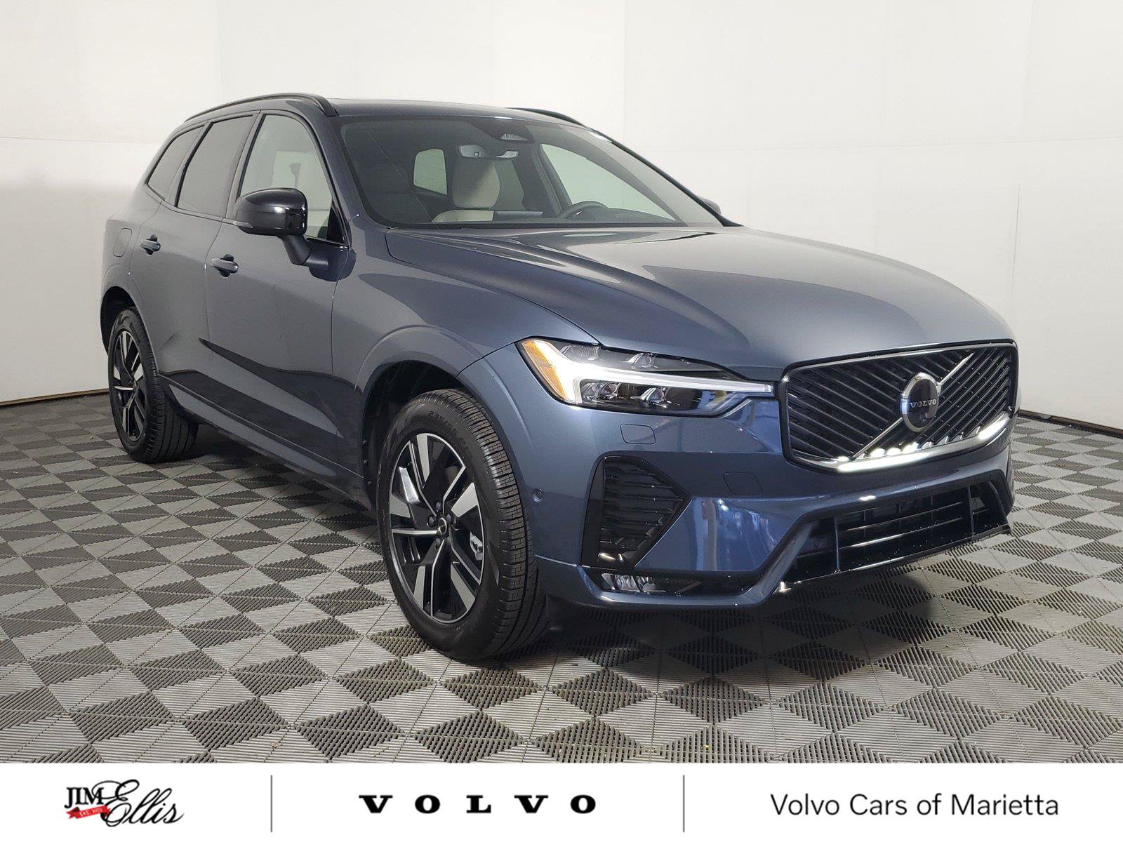 New 2026 Volvo XC60 B5 Plus w/ Climate Package