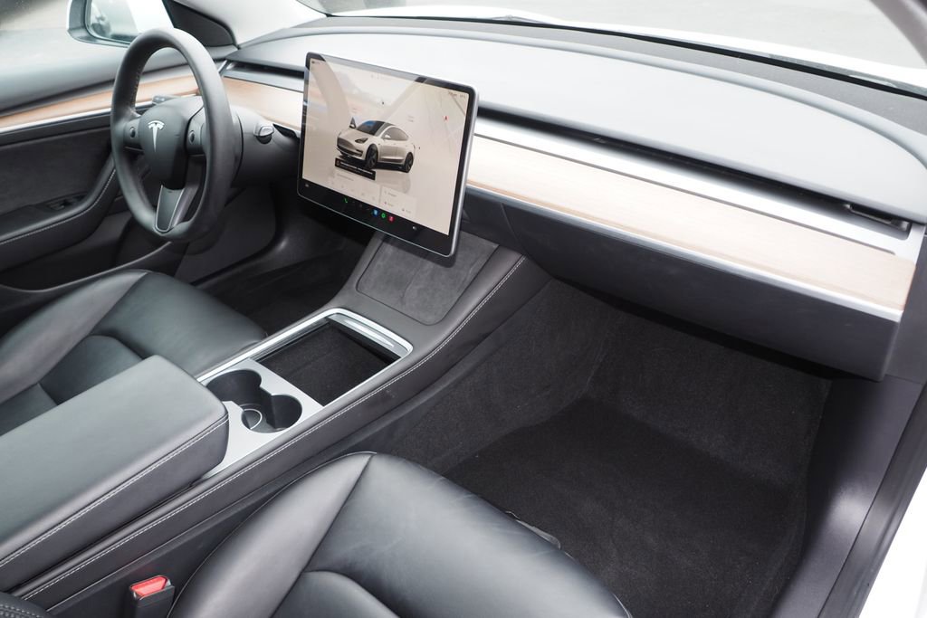 Used 2023 Tesla Model 3 Standard Range image 20