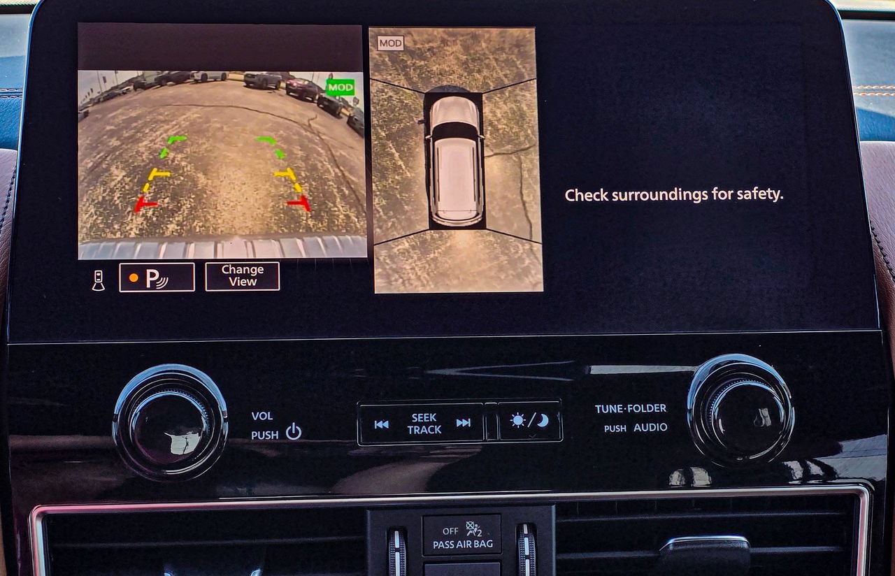 Certified 2024 INFINITI QX80 Sensory AWD/4WD image 18