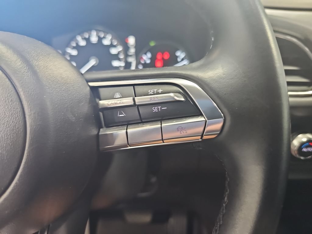 Used 2023 MAZDA CX-30 AWD 2.5 S w/ Premium Package image 18