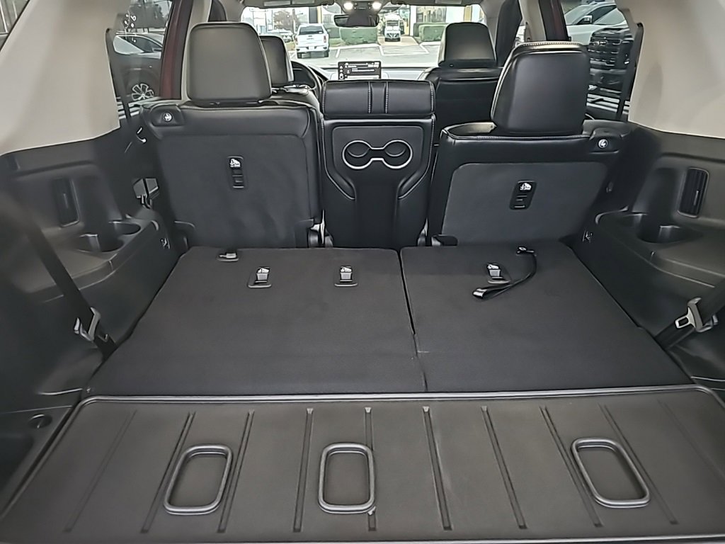 Used 2025 Honda Pilot Elite image 8