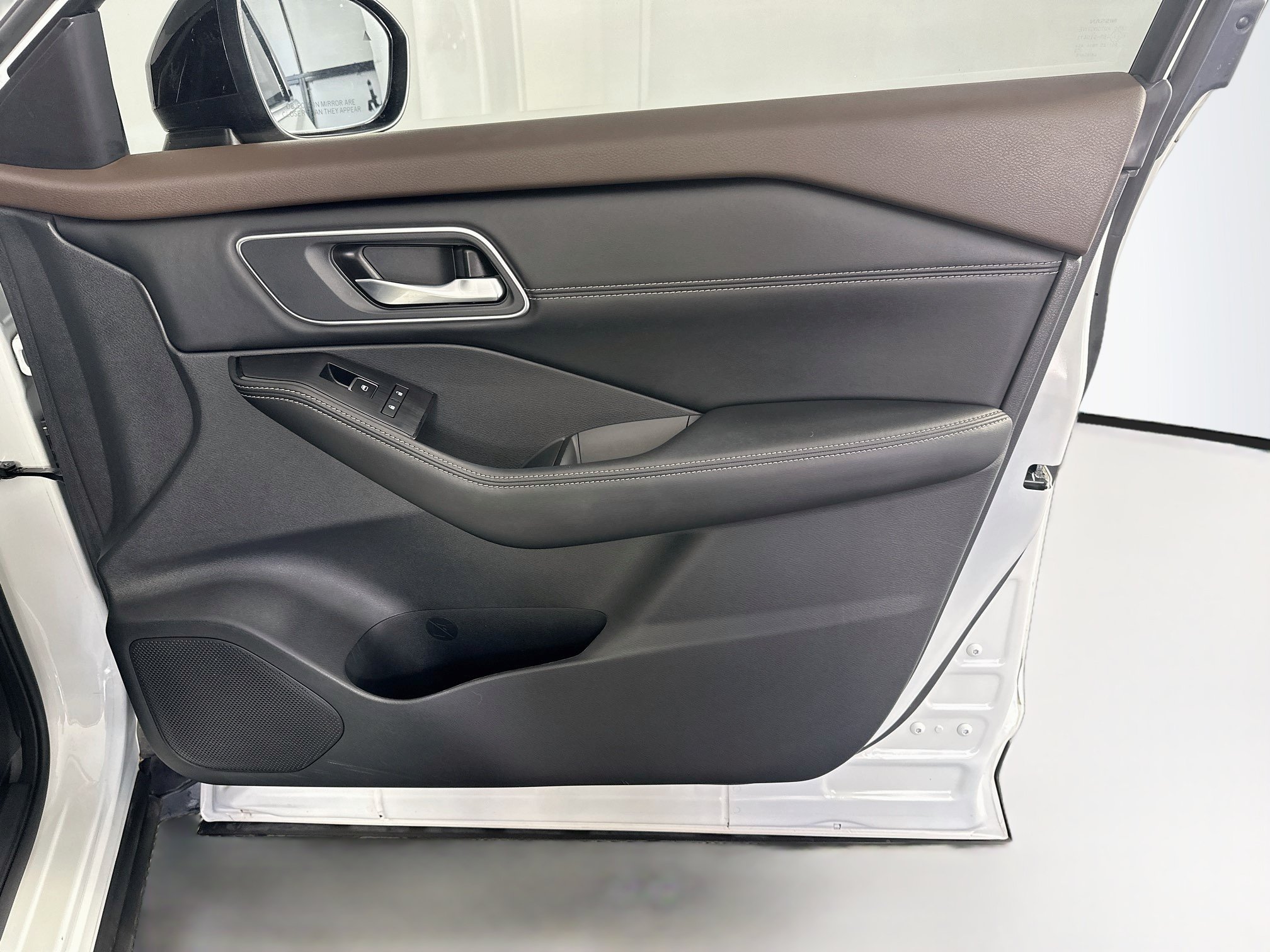 Used 2021 Nissan Rogue SL FWD image 33