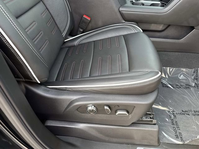 Used 2025 GMC Sierra 1500 AT4X image 14