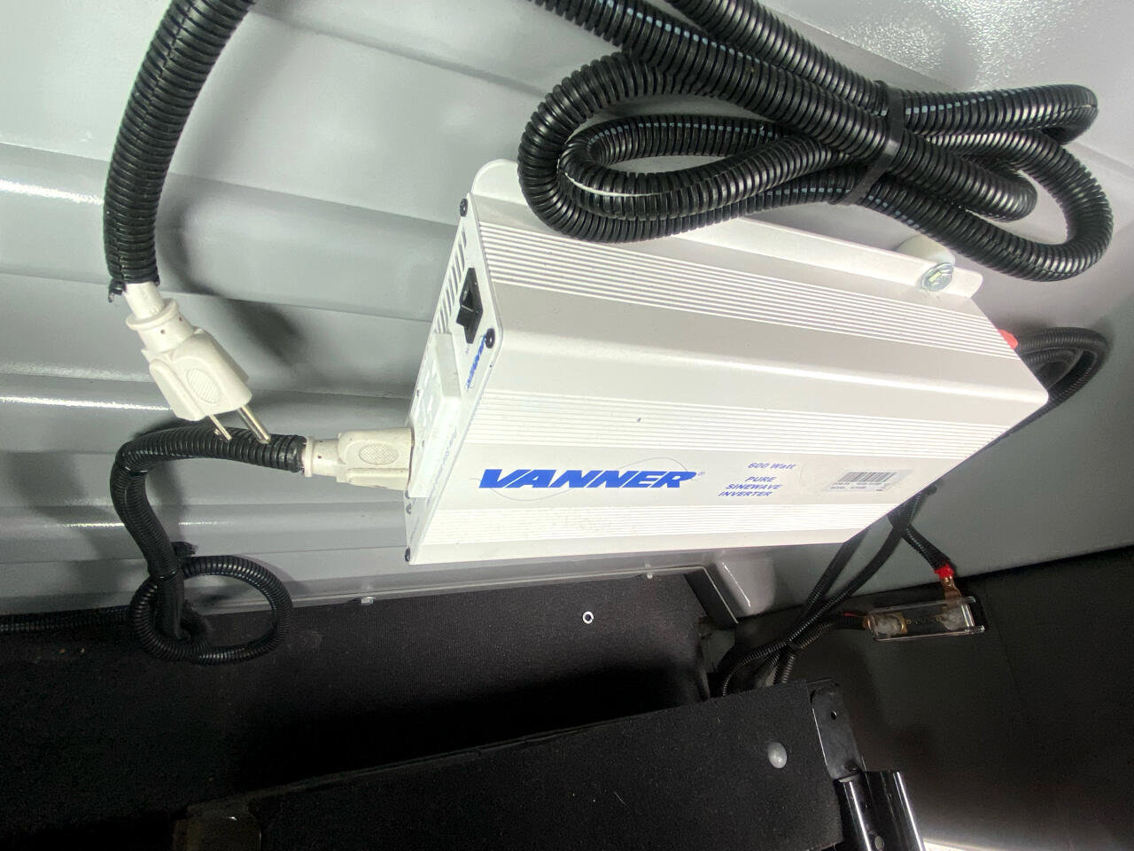 Used 2022 Ford Transit 250 Low Roof AWD image 37