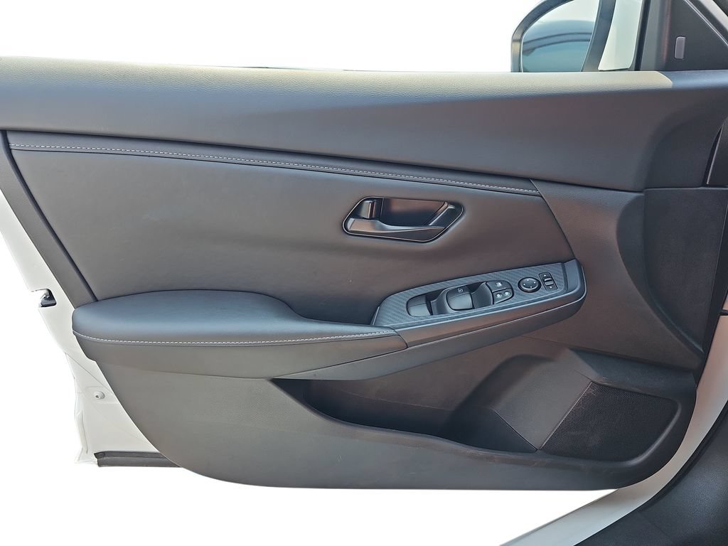 Used 2025 Nissan Sentra S FWD image 25