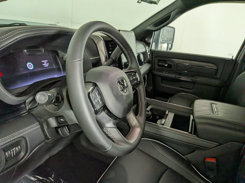 New 2026 RAM 2500 Limited AWD/4WD image 18