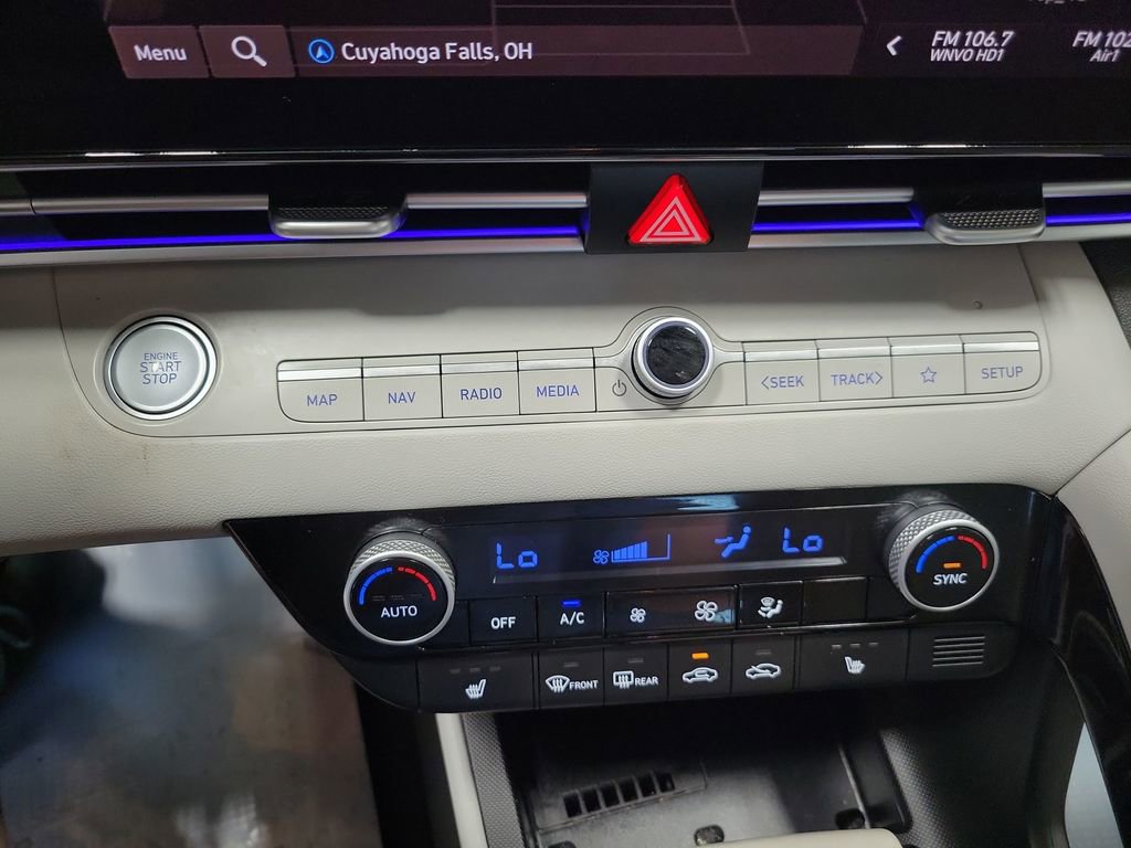 Used 2023 Hyundai Elantra Limited w/ Cargo Package FWD image 39