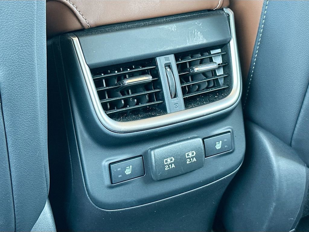 Used 2022 Subaru Outback Touring image 27