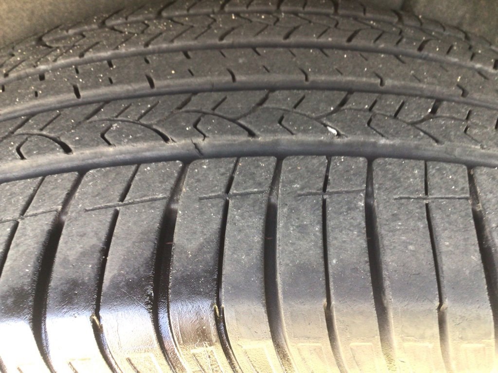 Used 2022 Buick Enclave Essence image 40