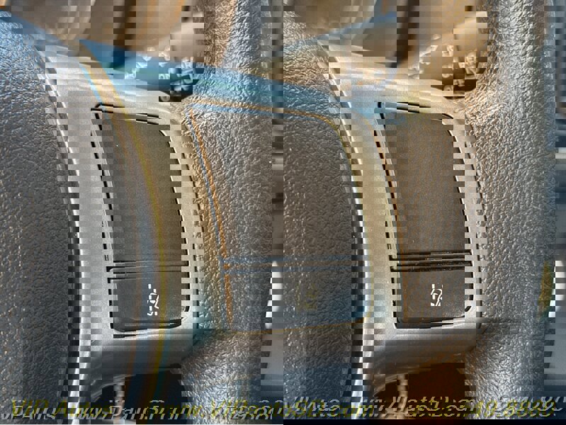 Used 2017 Toyota Yaris LE image 22