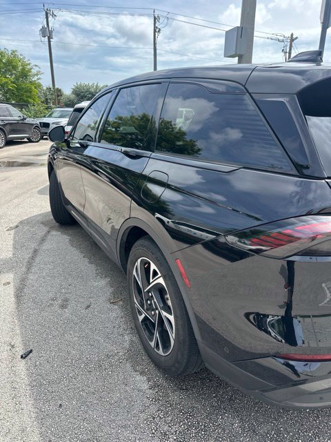 Used 2024 Lincoln Nautilus Premier w/ Jet Appearance Package AWD/4WD image 9