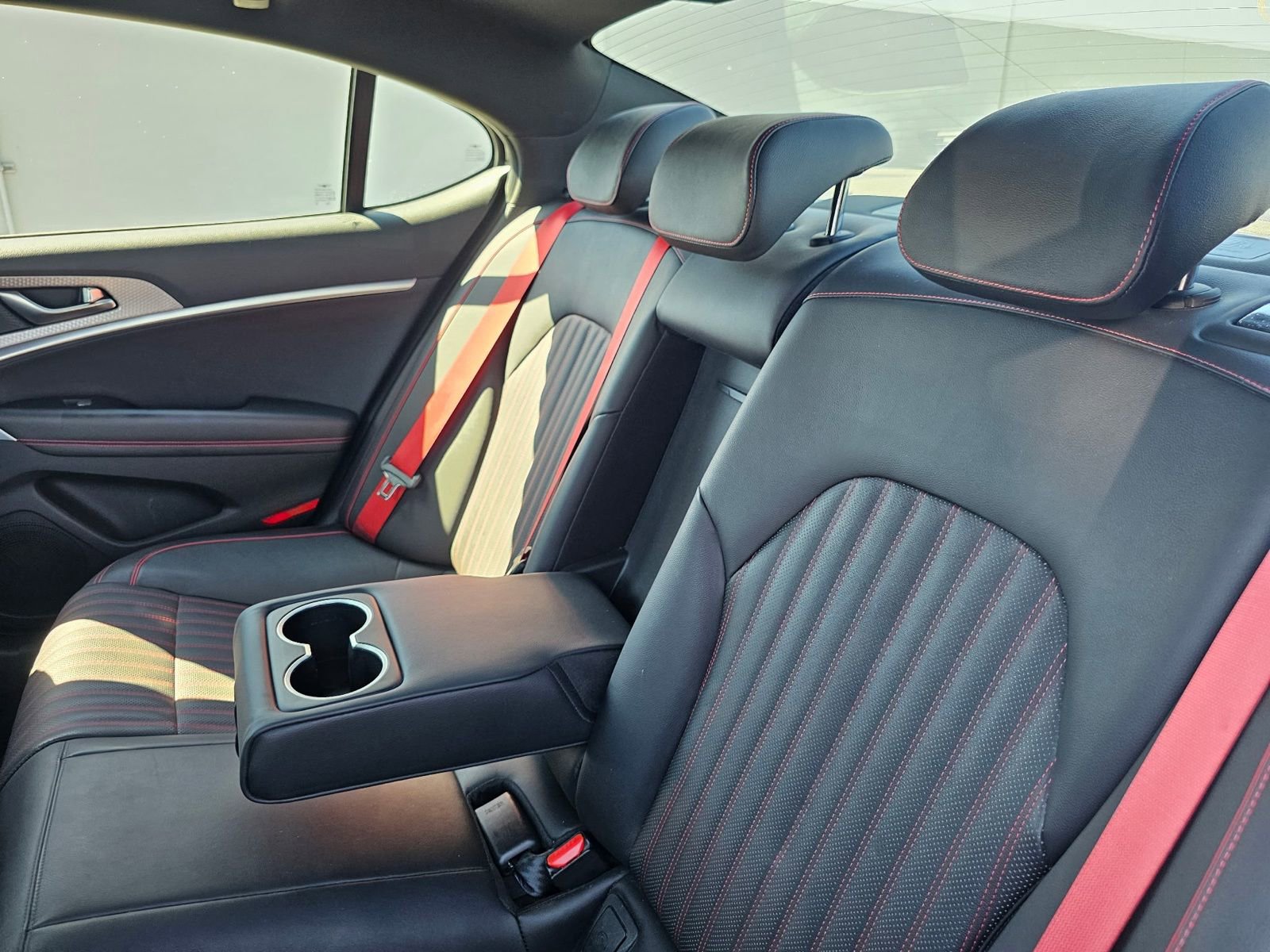 Used 2023 Genesis G70 2.0T w/ Sport Prestige Package image 8