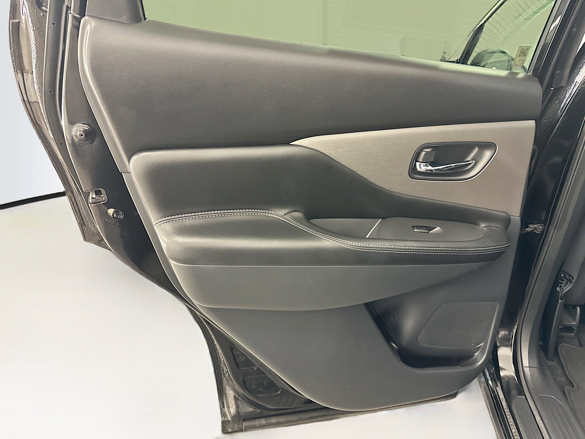 Used 2023 Nissan Murano SV image 26