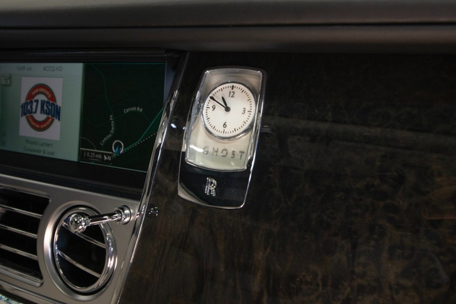 Used 2015 Rolls-Royce Ghost Extended Wheelbase image 70