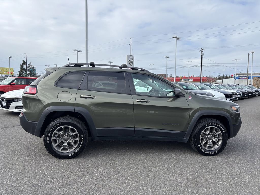 Used 2021 Jeep Cherokee Trailhawk w/ Technology Group image 8