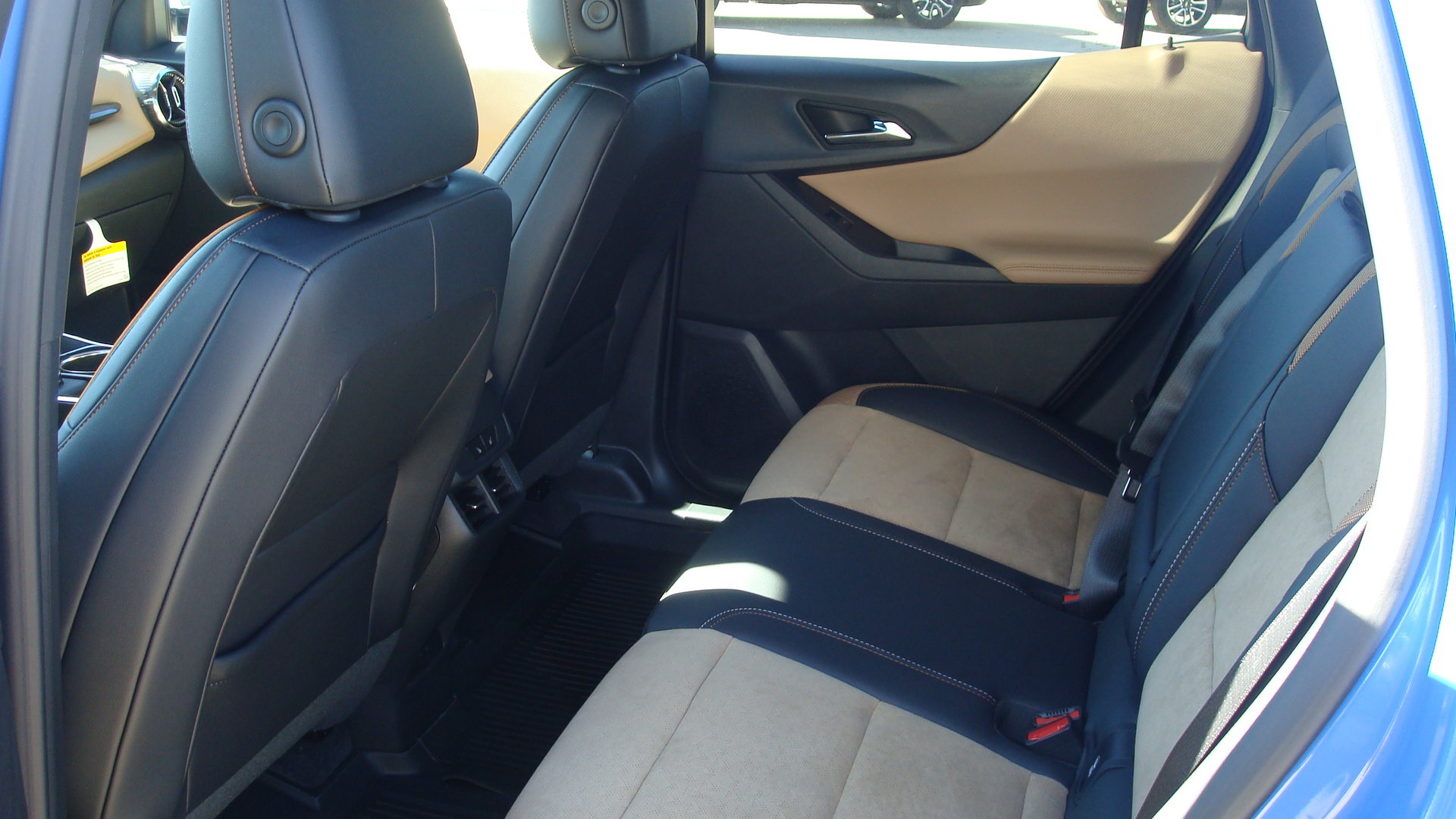 New 2027 Chevrolet Equinox ACTIV w/ Safety and Technology Package AWD/4WD image 7