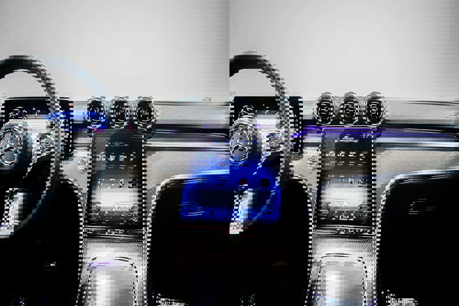 Used 2023 Mercedes-Benz C 300 Sedan image 13