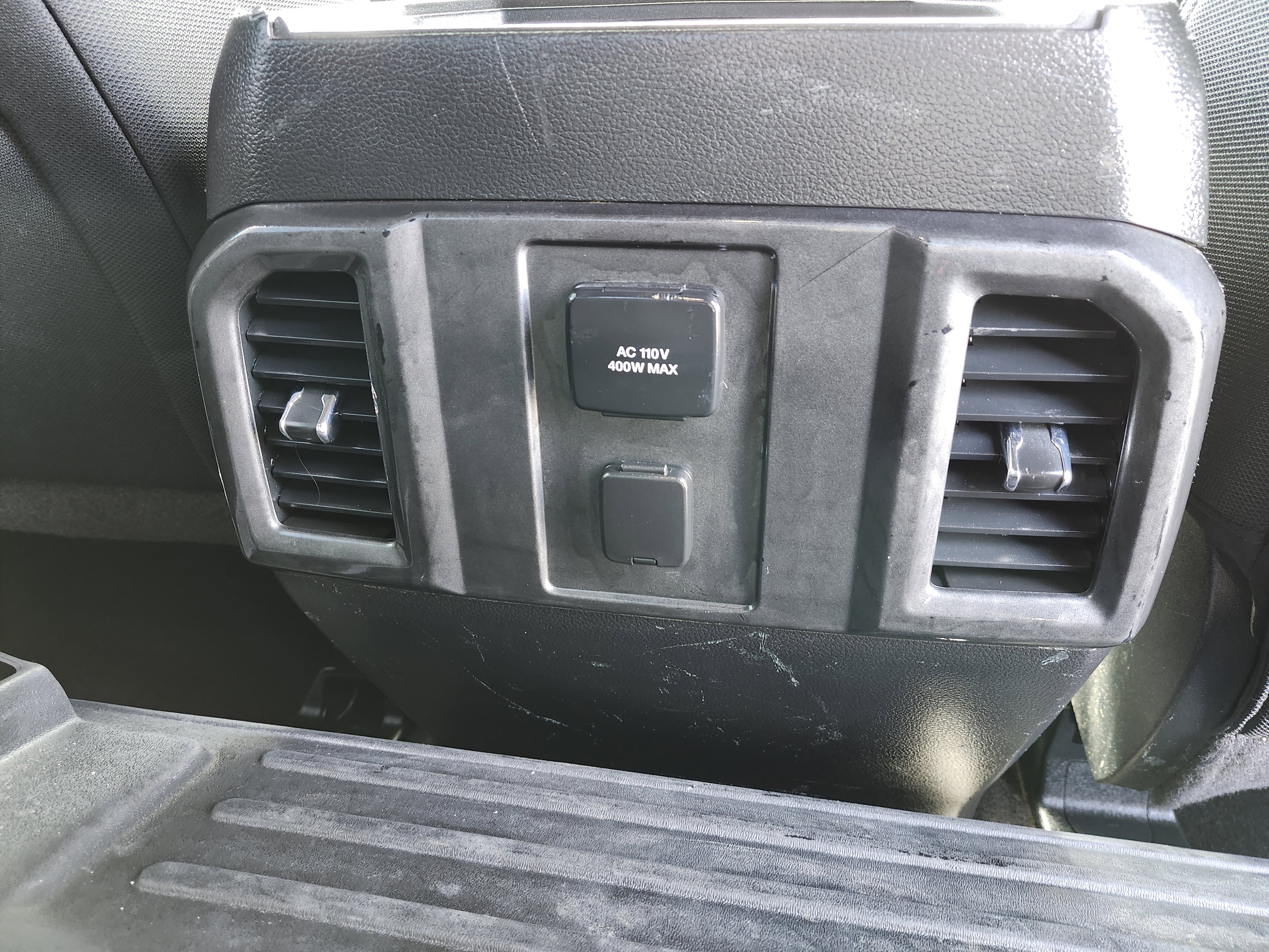 Used 2016 Ford F150 XLT w/ Equipment Group 302A Luxury image 24