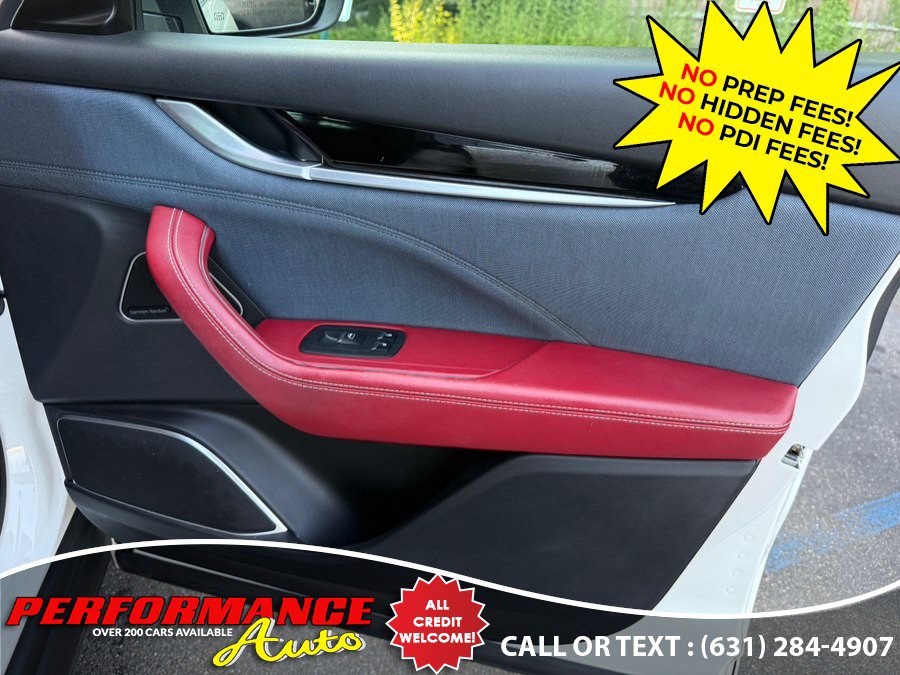 Used 2018 Maserati Levante GranLusso AWD/4WD image 31
