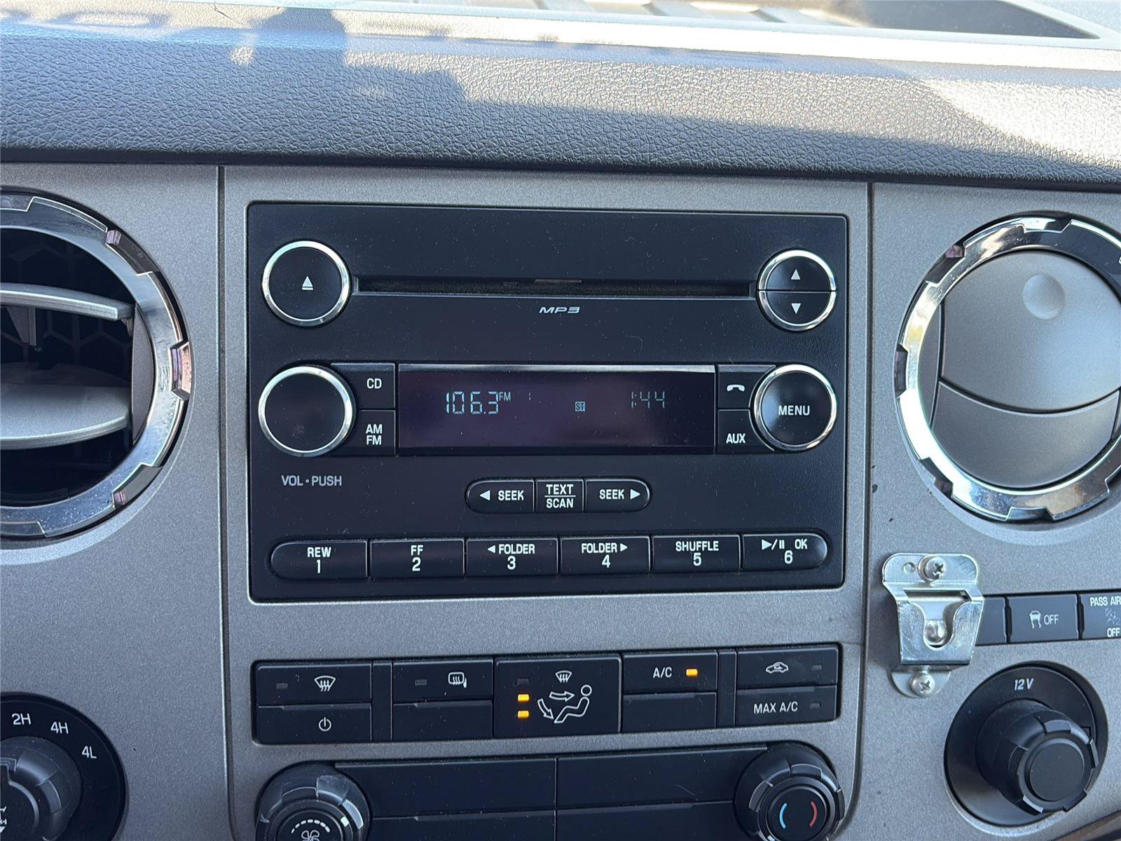 Used 2016 Ford F250 XLT w/ XLT Value Package AWD/4WD image 20