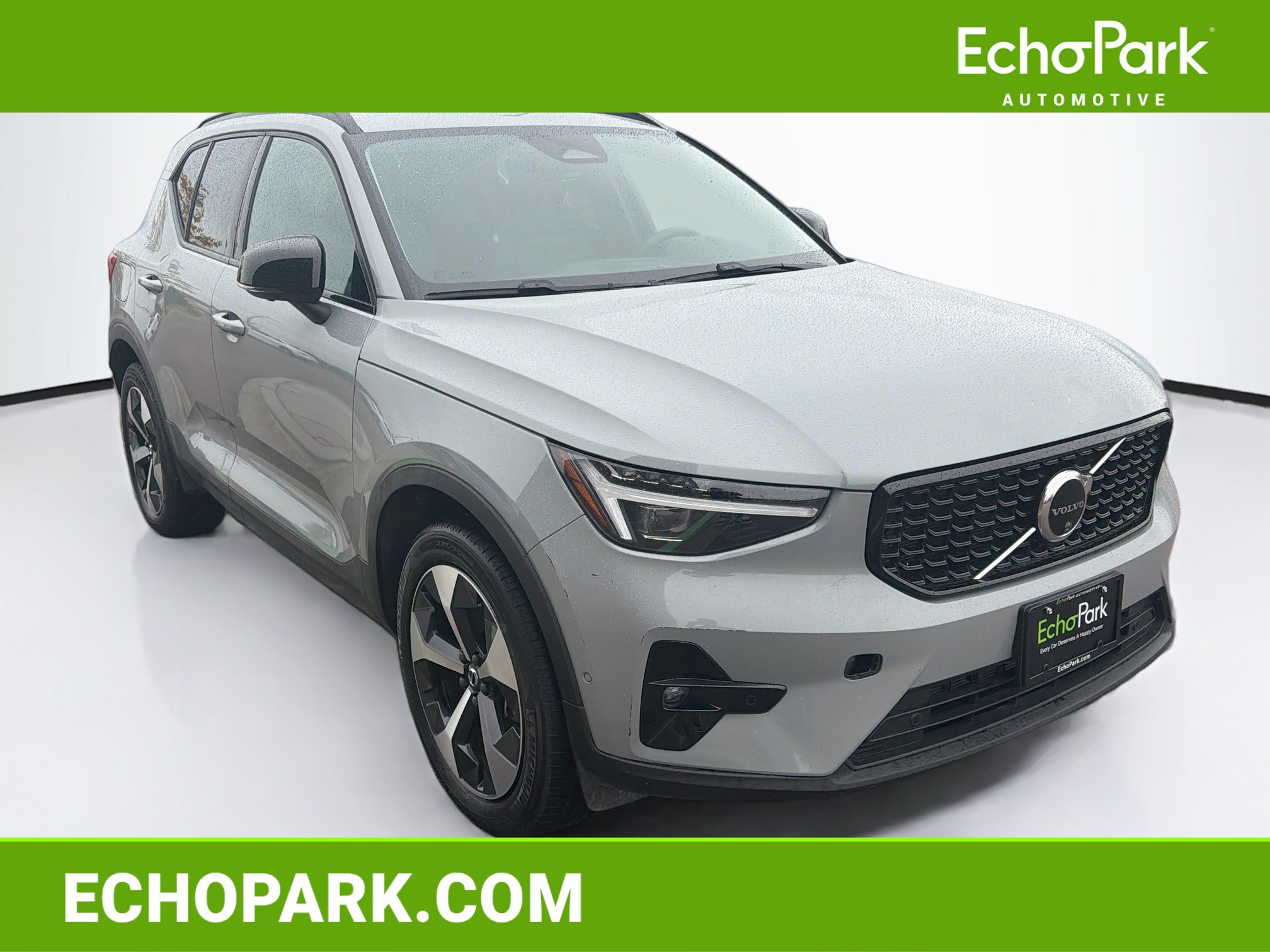 Used 2026 Volvo XC40 B5 Plus