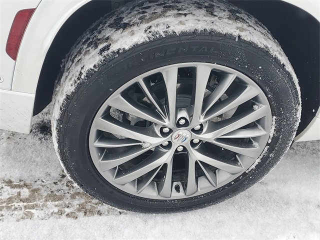 Certified 2025 Buick Enclave Avenir w/ Super Cruise Package image 5