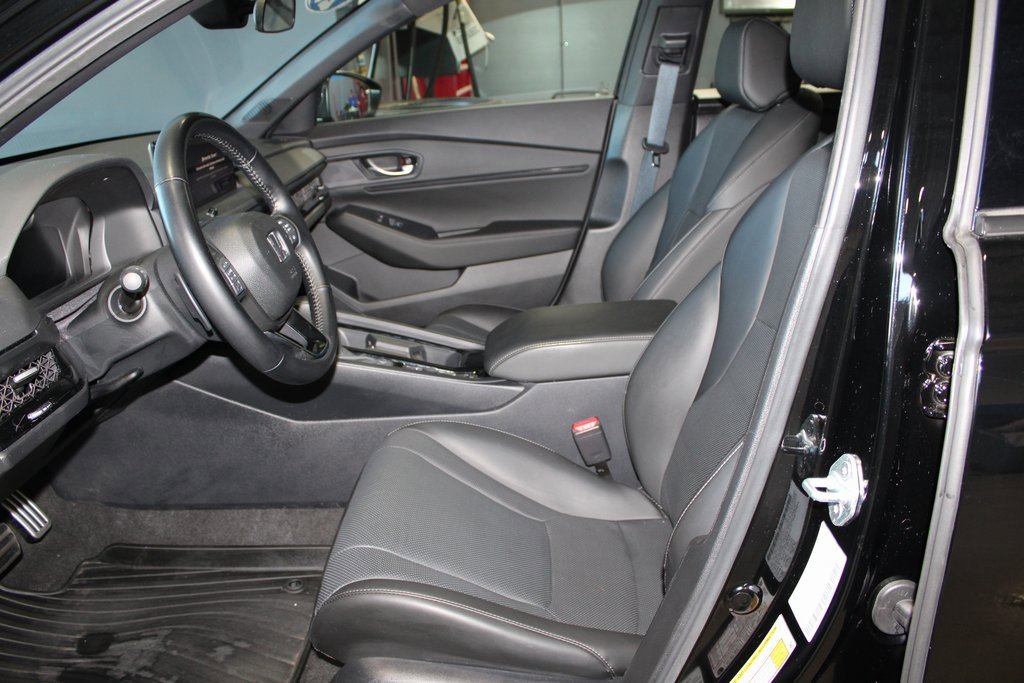 Certified 2025 Honda Accord Sport image 10