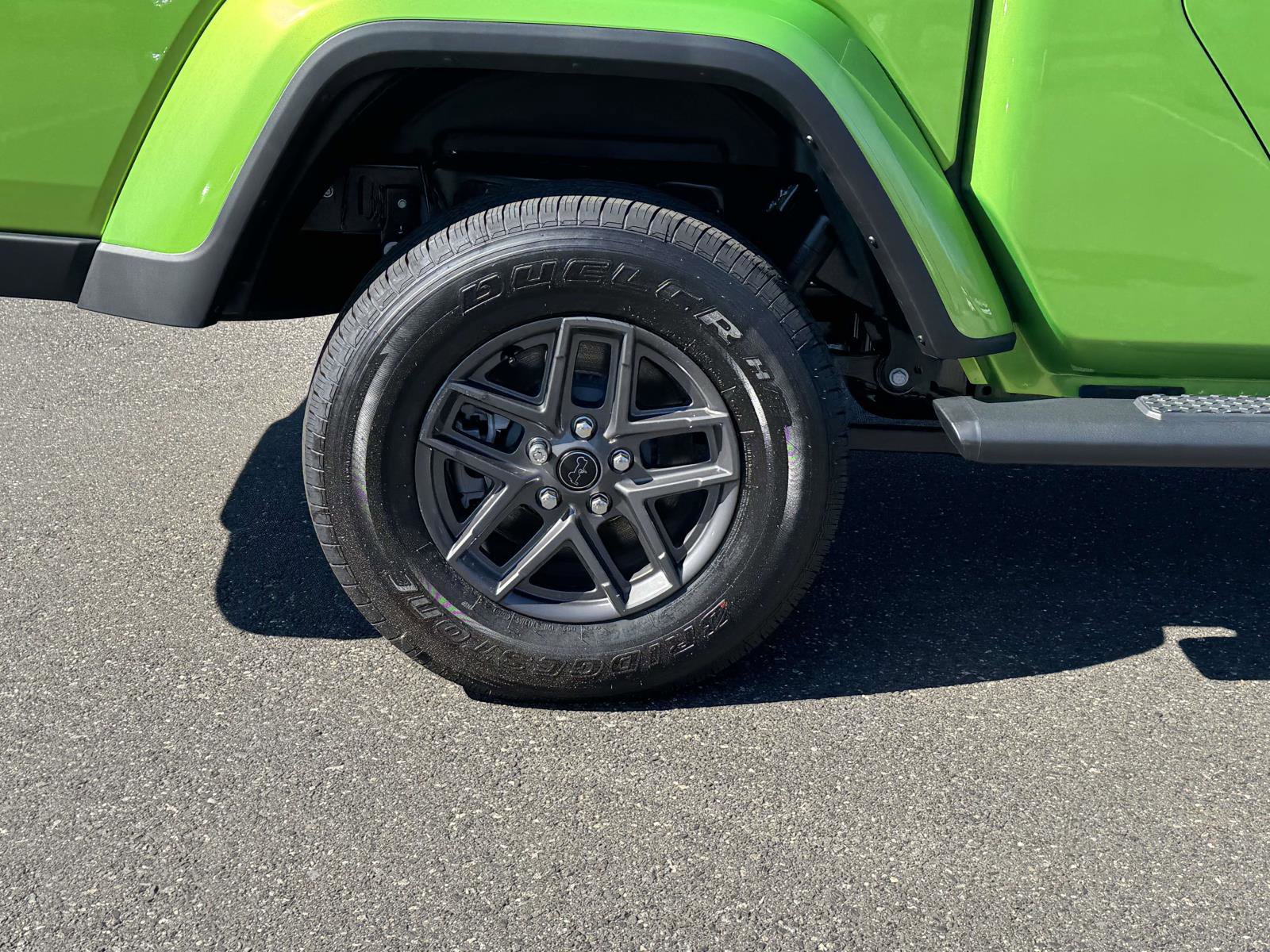 New 2026 Jeep Gladiator Sport AWD/4WD image 5