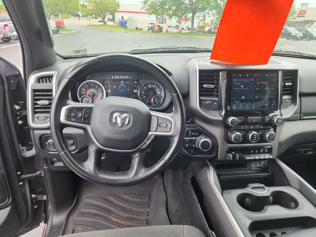 Used 2022 RAM 1500 Big Horn AWD/4WD image 16