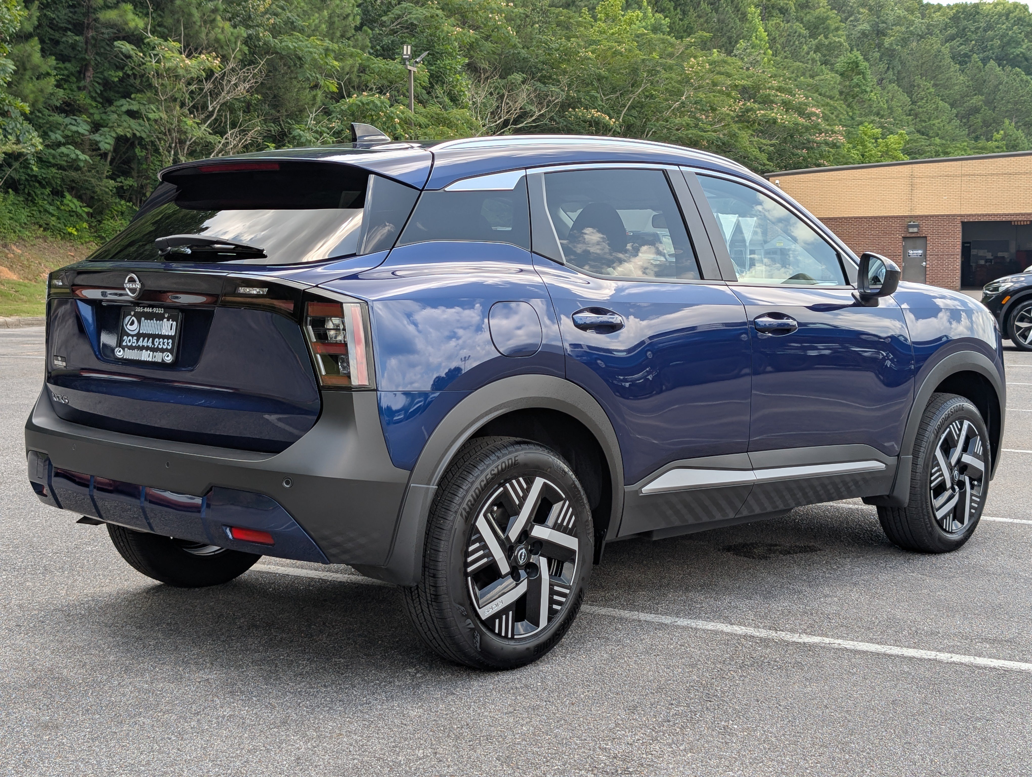 Used 2026 Nissan Kicks SV FWD image 9