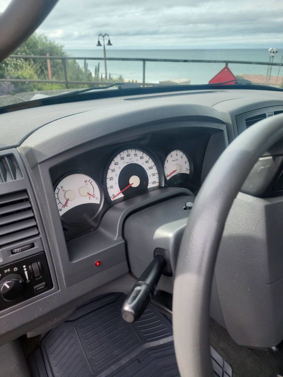 Used 2005 Dodge Dakota ST image 10