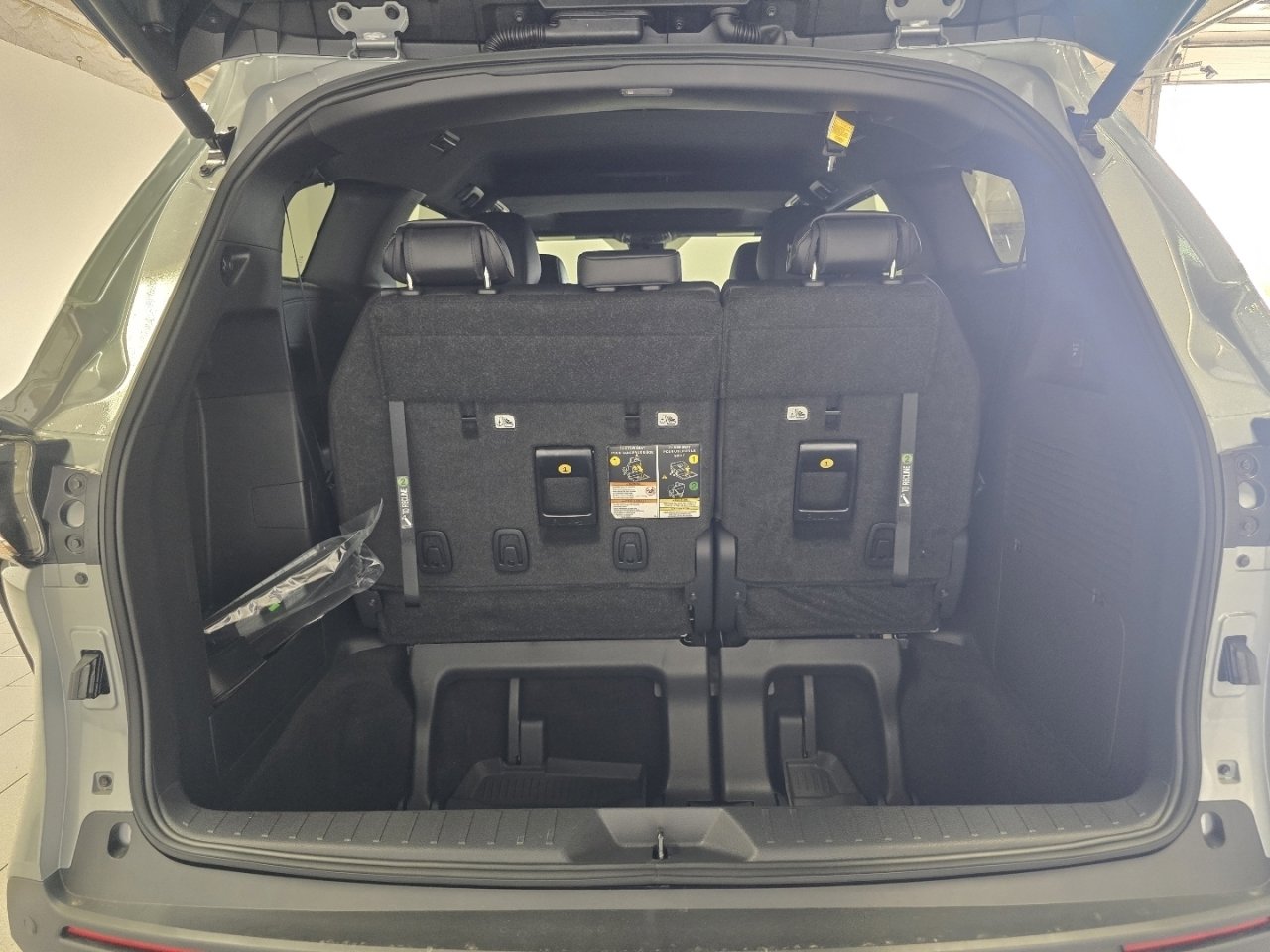 New 2026 Toyota Sienna XLE Woodland Edition image 22