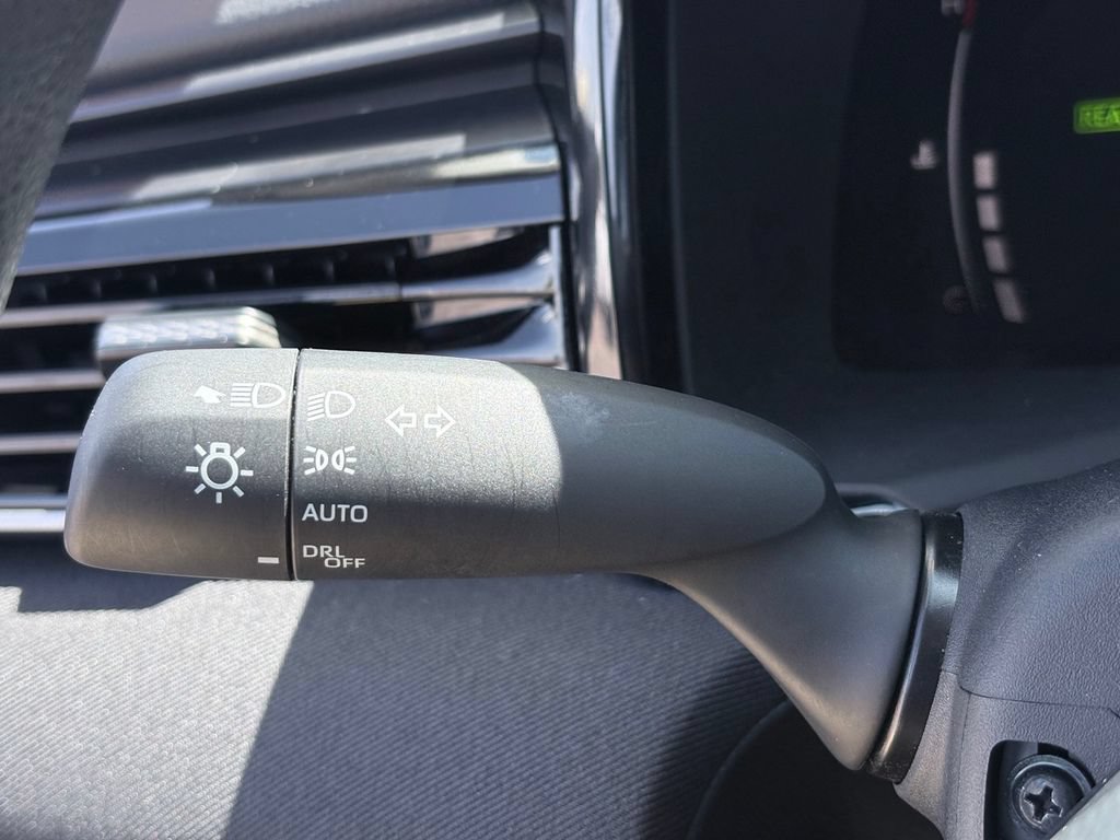 Used 2025 Toyota Camry LE FWD image 16