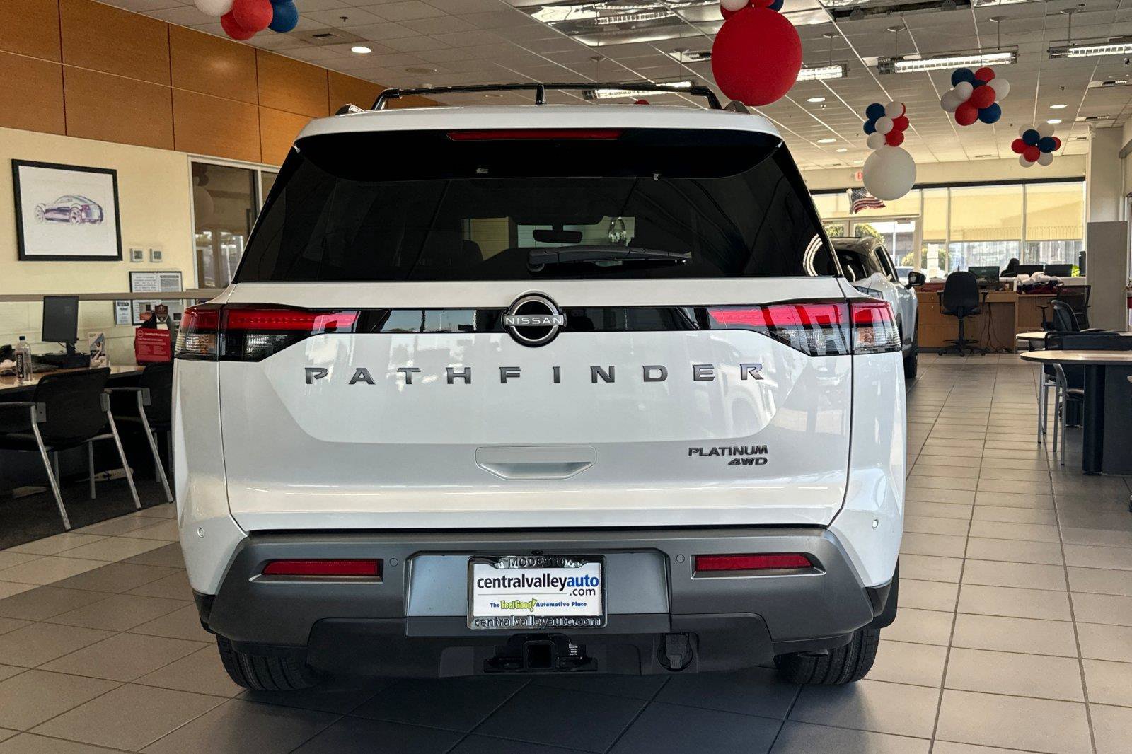 New 2026 Nissan Pathfinder Platinum AWD/4WD image 4