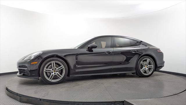 Used 2018 Porsche Panamera 4 w/ Premium Package AWD/4WD image 3