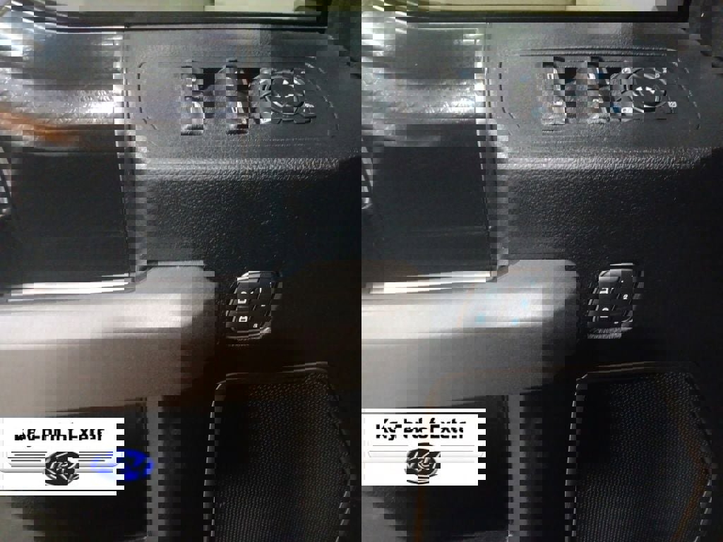 Used 2018 Ford F150 Raptor w/ Equipment Group 802A Luxury image 22