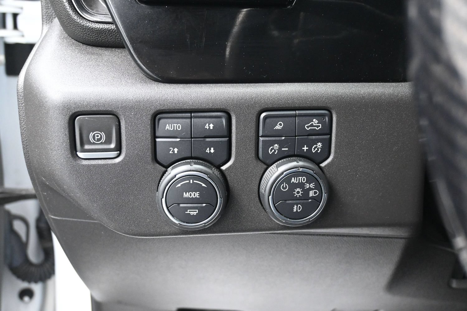 Used 2023 Chevrolet Silverado 1500 ZR2 AWD/4WD image 23
