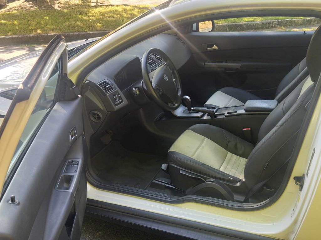 Used 2011 Volvo C30 T5 image 8