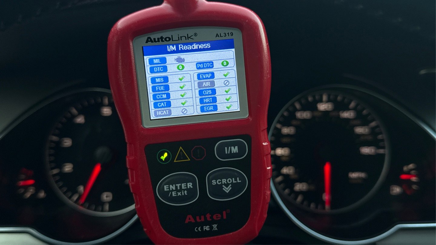 Used 2010 Audi A5 2.0T Prestige image 10