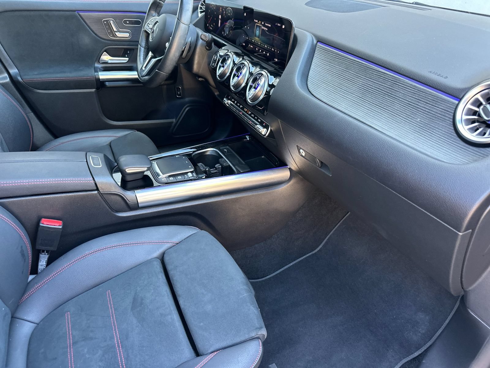 Certified 2023 Mercedes-Benz GLA 250 image 17