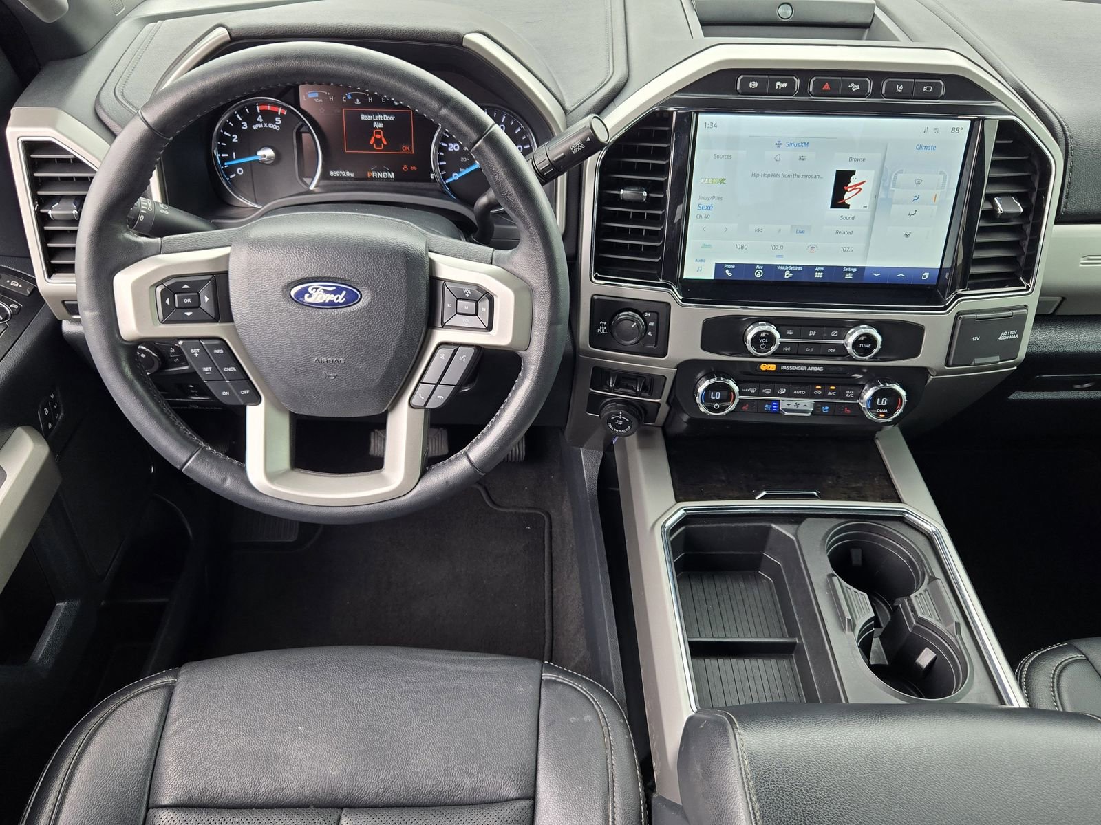 Used 2022 Ford F250 Lariat w/ Black Appearance Package AWD/4WD image 26