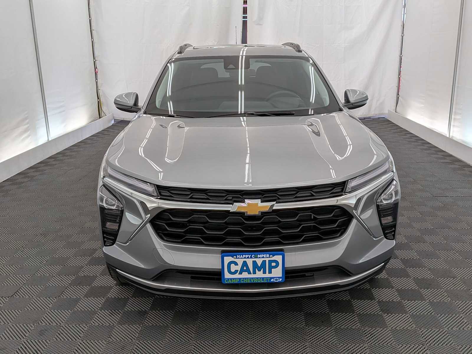 New 2026 Chevrolet Trax LT w/ Sunroof Package FWD image 9